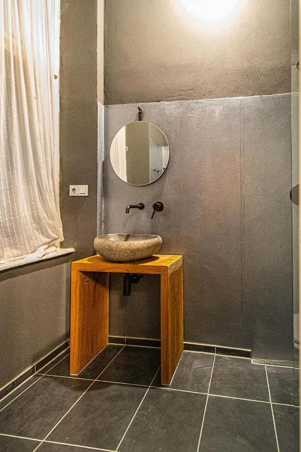 פראג 4 Bedrooms 130M2 Apartment At The Main City Square