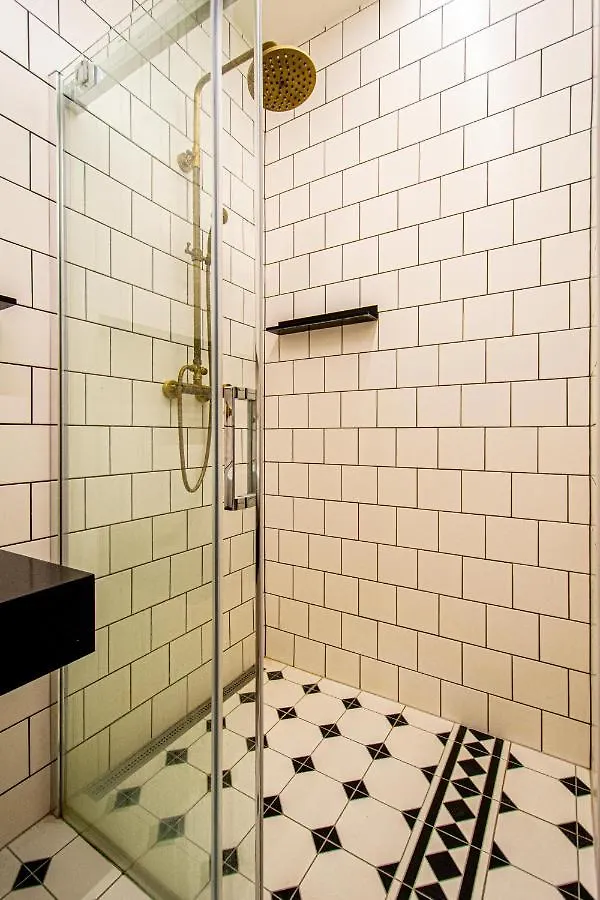 פראג 4 Bedrooms 130M2 Apartment At The Main City Square